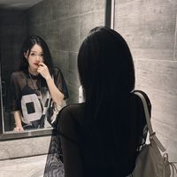 nhạc nền - Hoàng Thuỳ Linh