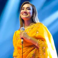 Bondhu Amar Roilana by Laila