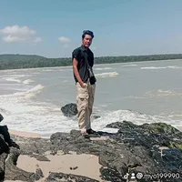 လရောင်ချော့တေး
