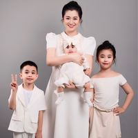 nhạc nền - Helen Scarlett