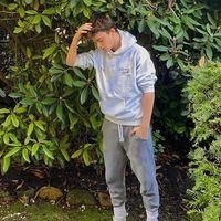 noah_x_millie._