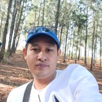 monytith