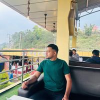 dinesh_570