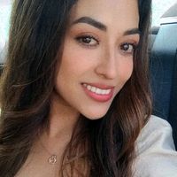 daniela_avril_nv