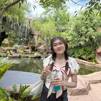 ไม่เป็นรอง Cocktail