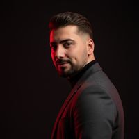 طفل ايراني يغني
