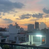 nhạc nền - Yêu anhh M