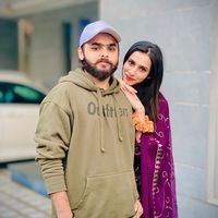 misses_khan20