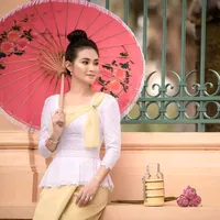 ពេលនេះម៉ោងនេះខ្ញុំកំពុងខូចចិត្តជាទម្ងន់ សុគន្ធនិសា