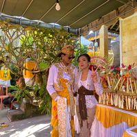 suara asli - Sri Komamg