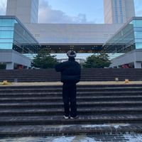 外灯とアパート
