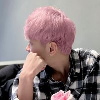 nhạc nền - Bay đến đức thì đổi tên