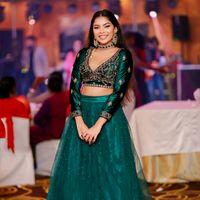 naduni_yameesha