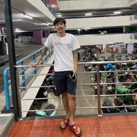 มอส เรชชิ่ง