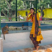 paris.tharuni