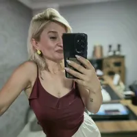 Elini başkası tutmuş banane