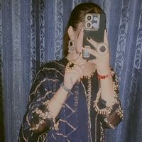 shazia28485872
