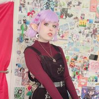 Yo bubblegum lets hang out right now