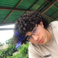 curly_andress