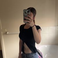 ellawesnut
