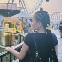 ลองมาคบกันไหม