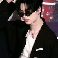 jungwonsleftchubbycheeks