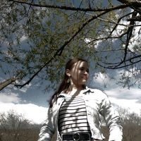 adriana_16.y