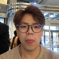 the đàn anh đàn chị was too stunned to speak