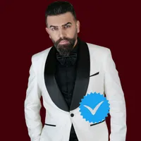 كتب أسمك قائد حلمي