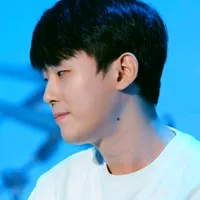 NewJeans OMG × Renai Circulation