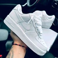 strong_sneakers0