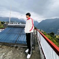 neeschal_thapa