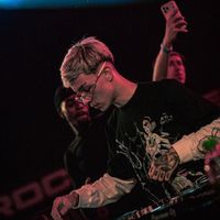 BOTAR DE PERNA ABERTA DISPONIVEL NO SPOTIFY