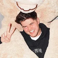 I CAN STAY IN BED IF I WANT TO