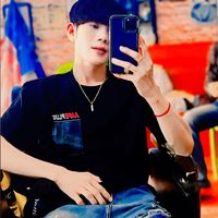 user7851366698023