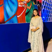 anamika6737