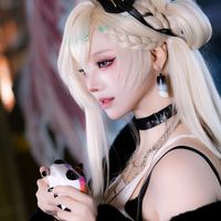 suara asli - コスアニメ🍀