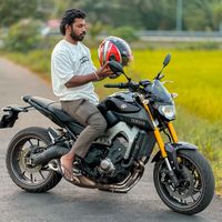 charuka_jayathilaka