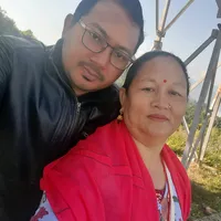 तिमी छौ र ढुकढुकि चल्छ ... खिम