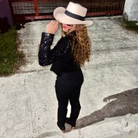 hilariarias3