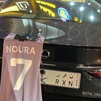 بطني يقول ابي قهوه