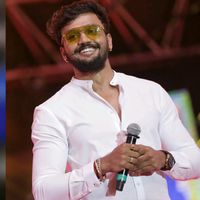 dhanveerahgowda.fans