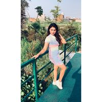 komal_mehra99