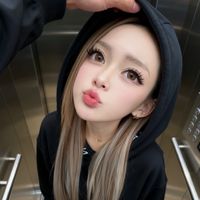 nora_mai_mai