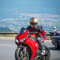 peep_racing
