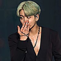 jungkook_x_mariyaa