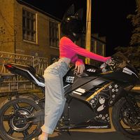 all_eyez_on_me24