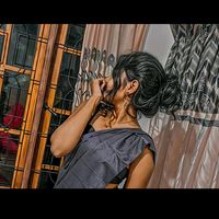 mrs_black_queen_01