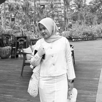 romantis maliq dessentials