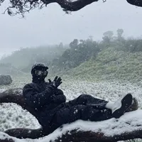 Selama Matahari Terbit dari Timur